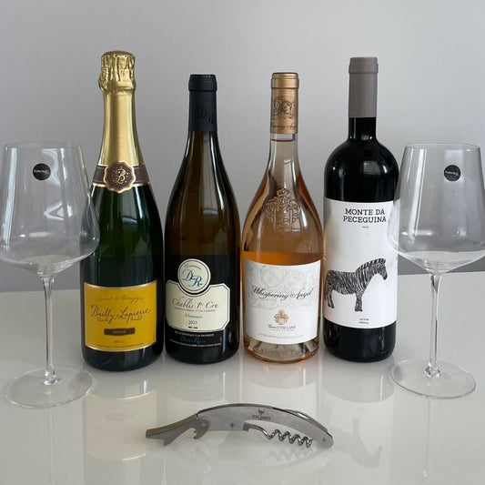 Kit de Vinhos para o Natal 2 + 2 Taças + Saca Rolha de Brinde